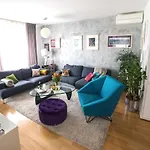 Apartamento With A Parking Space - 15769 Split
